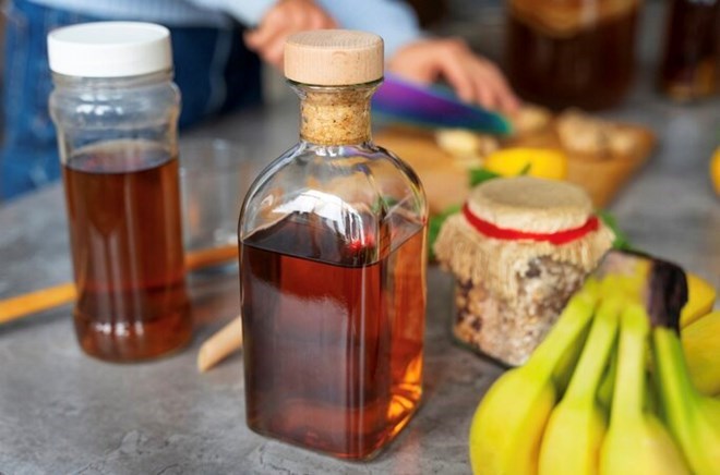 Uống kombucha thường xuyên có thể hỗ trợ giảm cân, nhưng cần thận trọng