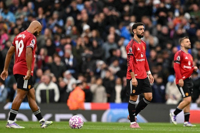 Thi đấu bết bát, Man United vẫn đạt doanh thu kỷ lục