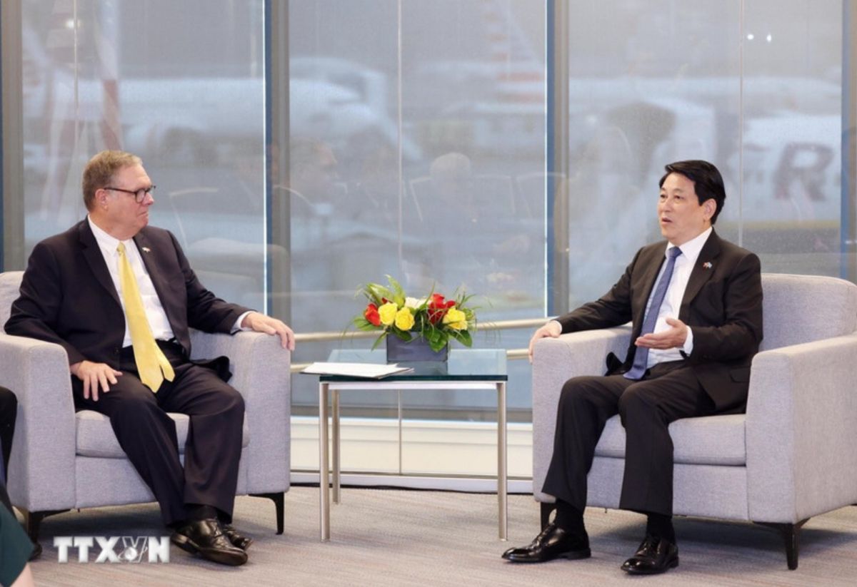 Chủ tịch nước Lương Cường tiếp Ngài Denny Heck, Phó Thống đốc bang Washington. Ảnh: TTXVN