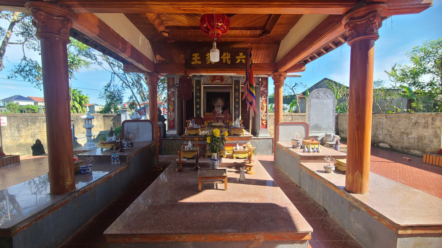 nguyen-hoanh-tu-hoang-giap-tiet-nghia-giua-thoi-binh-dao-4.jpg