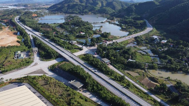 Dự kiến hoàn thành dự án mở rộng cao tốc đoạn Yên Bái - Lào Cai trong năm 2026