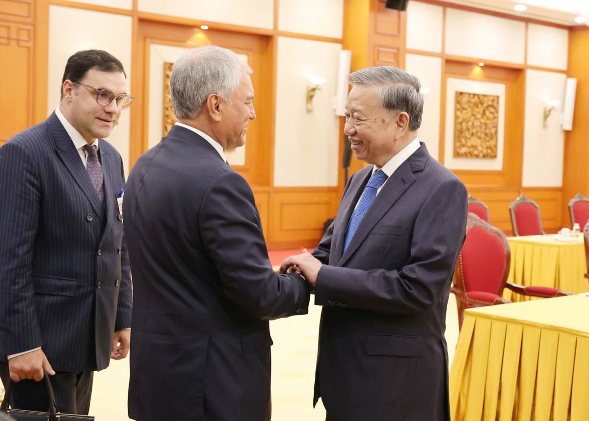 Tổng Bí thư Tô Lâm tiếp Chủ tịch Duma Quốc gia Quốc hội Liên bang Nga Vyacheslav Volodin. Ảnh: Hải Nguyễn