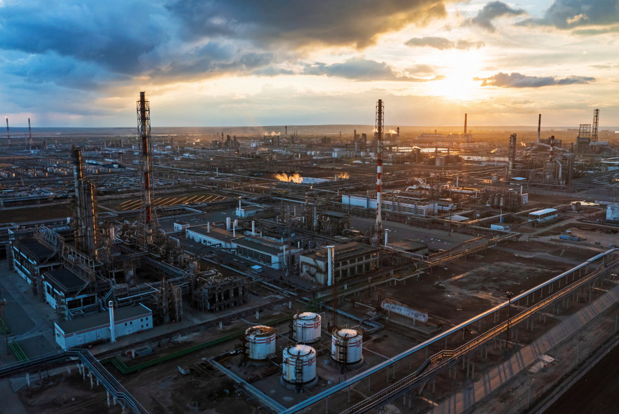 'Phao cứu sinh' kịp thời khiến dầu thô Nga tiếp tục chảy ào ạt sang Ấn Độ