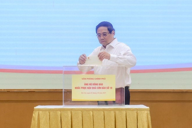 Thủ tướng Phạm Minh Chính quyên góp, ủng hộ đồng bào bị thiệt hại do cơn bão số 10