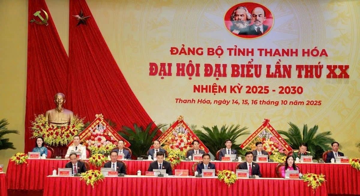 Đoàn Chủ tịch Đại hội. Ảnh: Xuân Hùng