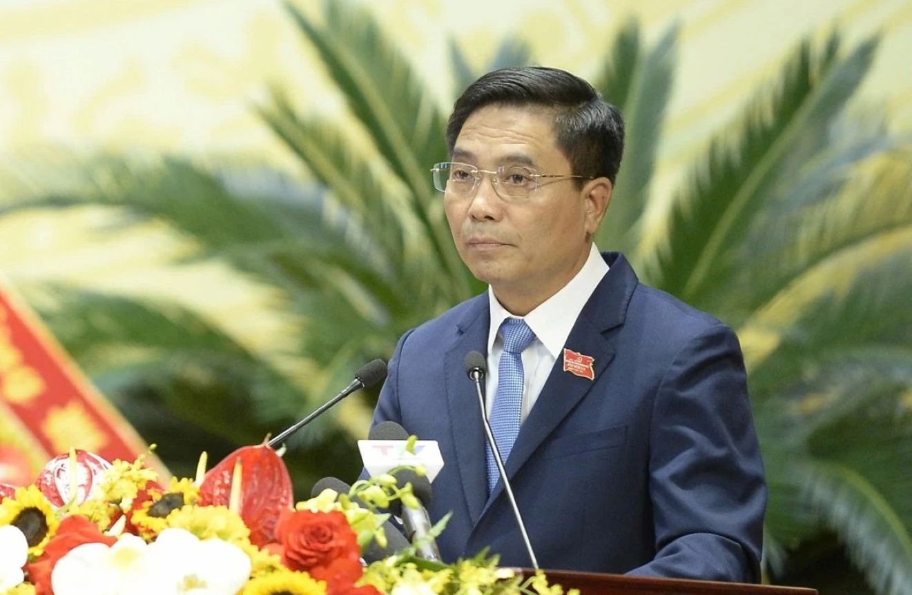 Đồng chí Nguyễn Doãn Anh - Ủy viên Trung ương Đảng, Bí thư Tỉnh ủy Thanh Hóa báo cáo tại Đại hội. Ảnh: Xuân Hùng