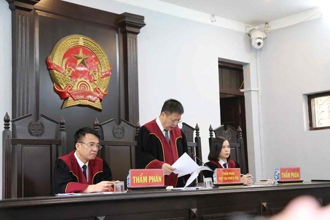 Người bán gà lôi trắng được tuyên miễn trách nhiệm hình sự,  thả tự do tại tòa