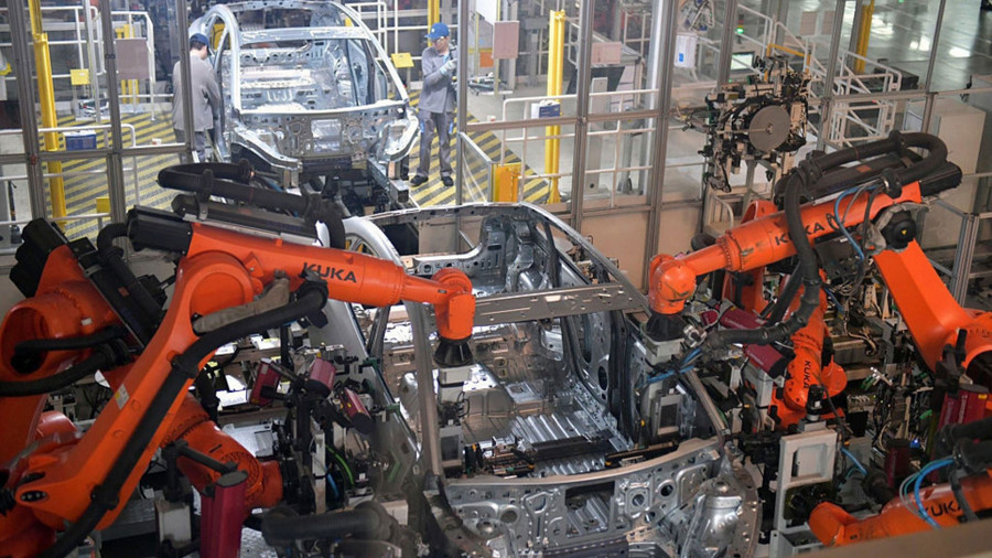 trung-quoc-thong-tri-nganh-cong-nghiep-robot-1.jpg