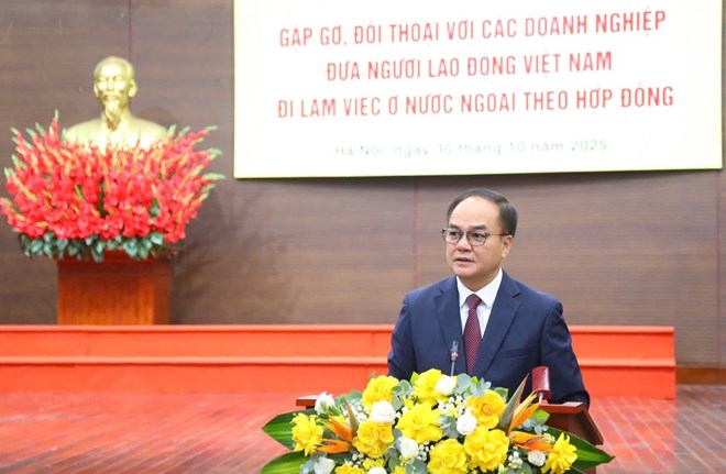 Doanh nghiệp vẫn phải vật vã xin giấy phép xuất khẩu lao động