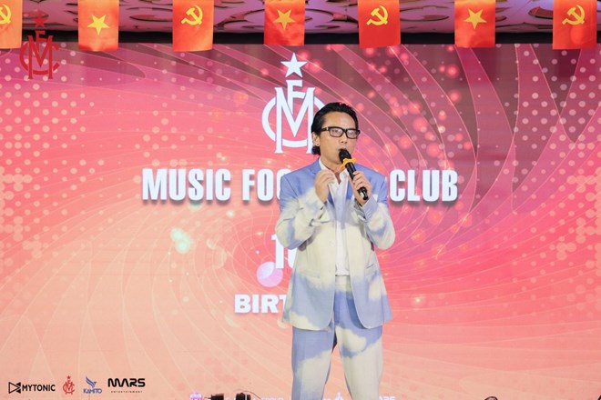 Thanh lọc âm nhạc bằng giá trị và thẩm mỹ