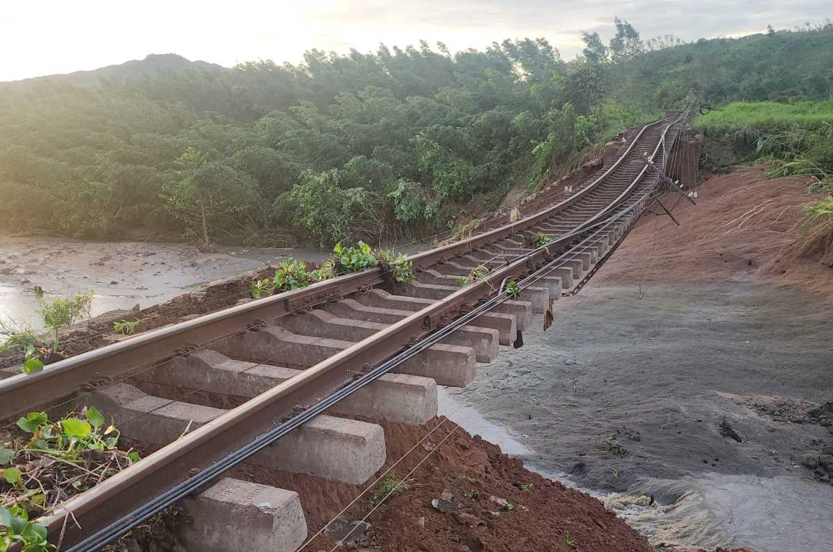 Đường sắt qua Ảnh: Đường sắt Việt Nam