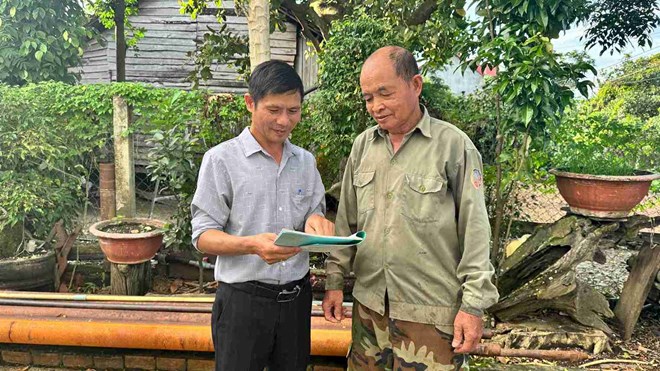 Cán bộ, người uy tín ở Ea Wer lan tỏa tinh thần giảm nghèo bền vững