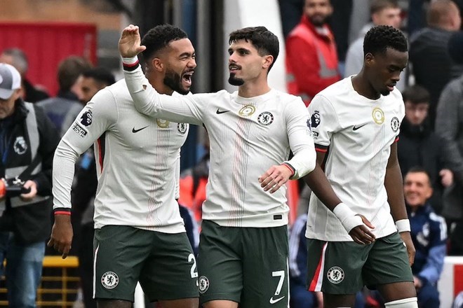 Chelsea vượt qua bài kiểm tra đầu tiên trong chuỗi ngày thử thách