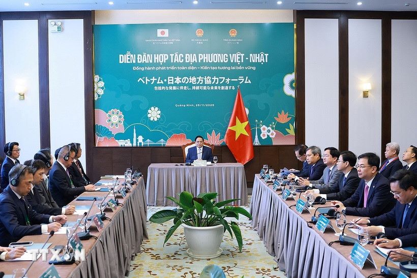 Thủ tướng Chính phủ Phạm Minh Chính tiếp đoàn đại biểu địa phương Nhật Bản. Ảnh: TTXVN