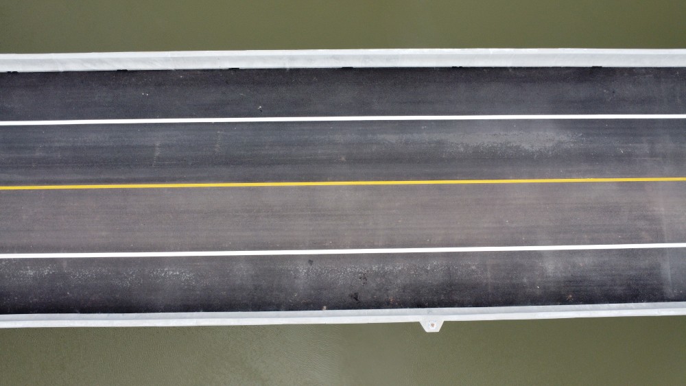 Cây cầu được xây dựng chỉ trong chưa đầy 2 năm. Ảnh: Đình Trọng