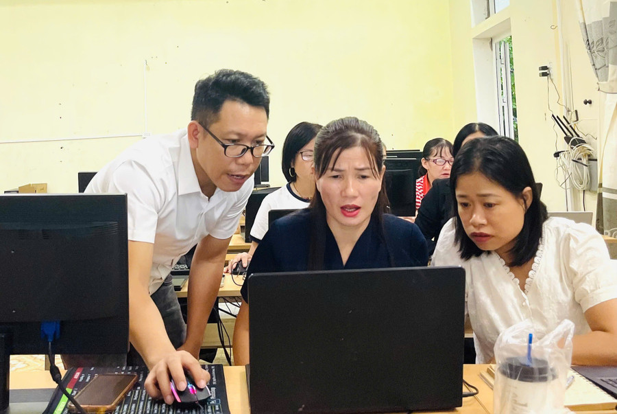 Tập huấn về AI cho giáo viên Trung tâm GDTX - Tin học, Ngoại ngữ tỉnh Quảng Trị. ai.jpg