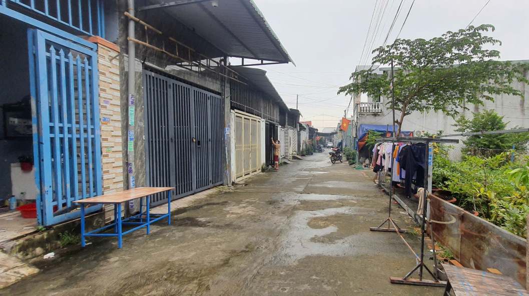 Hiện khu nhà liền kề đang bị cấm giao dịch. Ảnh: Đình Trọng