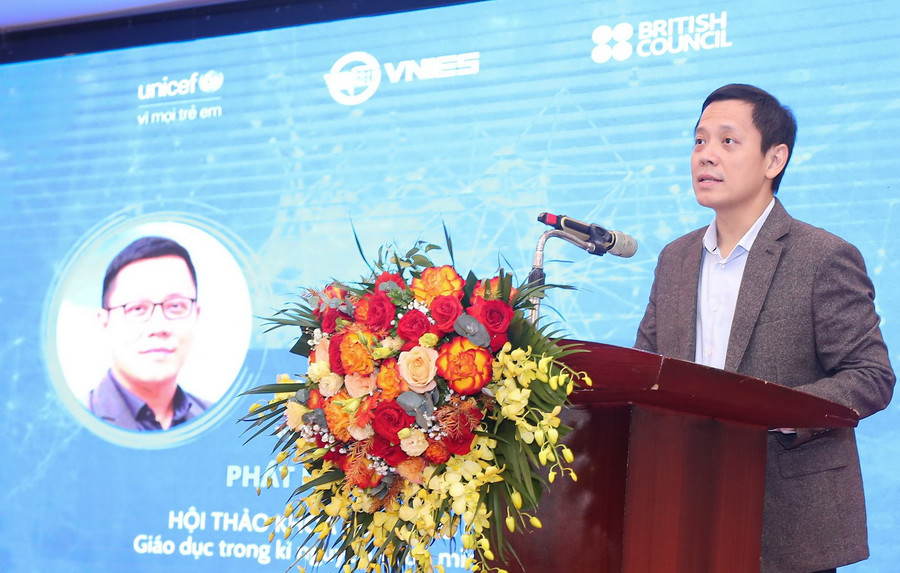 GS.TS Lê Anh Vinh - Viện trưởng Viện Khoa học Giáo dục Việt Nam phát biểu khai mạc img-9013.jpg