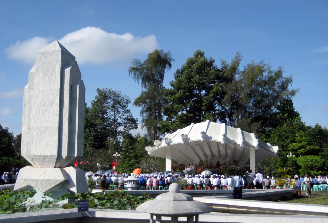 Công trình Mộ cụ Phó bảng Nguyễn Sinh Sắc trong Khu di tích chuẩn bị đón Bằng xếp hạng Di tích quốc gia đặc biệt. Ảnh: Thanh Mai