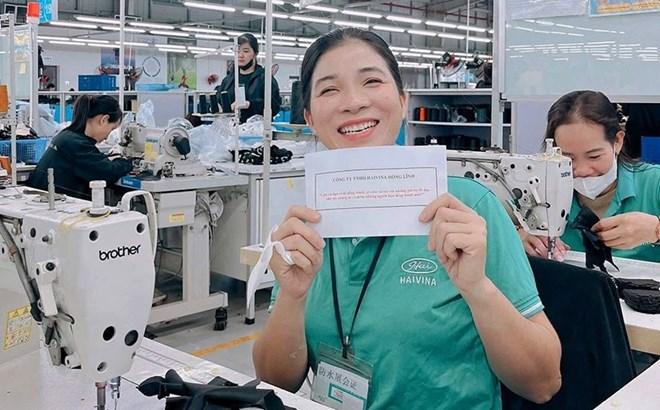 Doanh nghiệp lo trọn chi phí đưa người lao động trở về quê làm việc