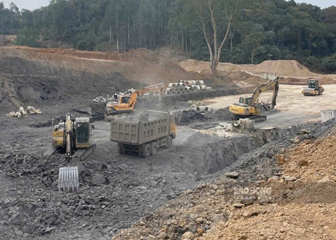 Dự án giao thông 1.300 tỉ đồng đang chạy đua về đích. Ảnh: Quang Đạt