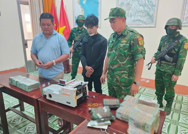 Chống buôn lậu, hàng hóa không nhãn hiệu ở ven biên giới An Giang