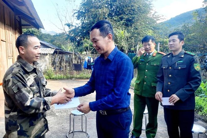 Khỉ hoang dã liên tiếp tấn công người dân tại Sơn La