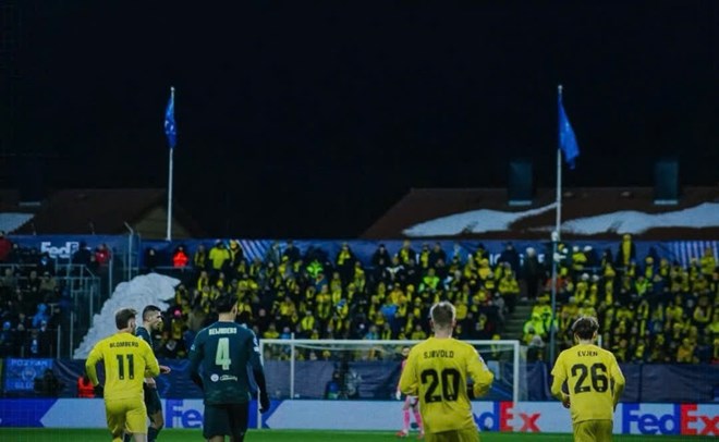 Man City thua sốc ở Champions League