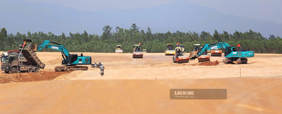 Công trình dự kiến thi công trong 10 tháng. Ảnh: Hoài Phương