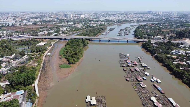 Cầu Thống Nhất ở siêu phường của tỉnh Đồng Nai trước ngày thông xe