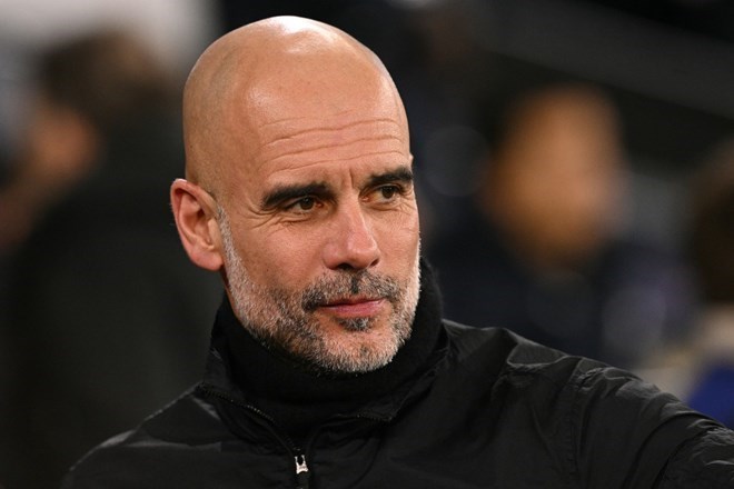 HLV Guardiola cảnh báo Arsenal sau khi Man City thắng trận