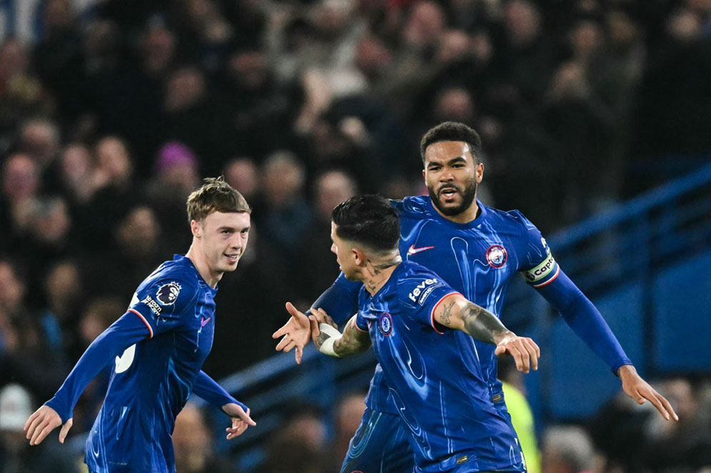 Chelsea đang đa dạng hóa lối chơi của các trụ cột như Palmer, Enzo hay James. Ảnh: AFP