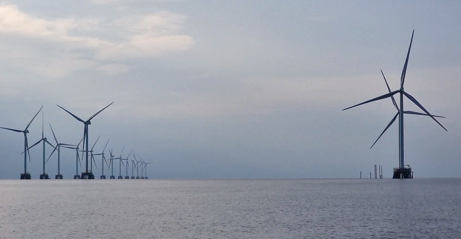 Năng lượng sạch, kinh tế biển, nông nghiệp công nghệ cao và du lịch sinh thái là những trụ cột trong định hướng phát triển kinh tế của Cà Mau. cac-tinh-dbscl-buoc-vao-ky-nguyen-chuyen-doi-xanh-1.png