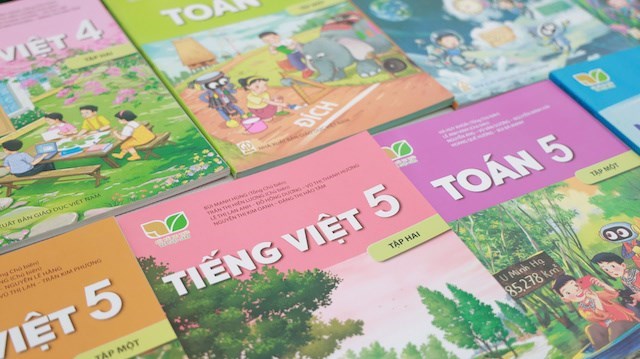 Chỉ đạo của Hà Nội về việc sử dụng sách giáo khoa năm học 2026-2027