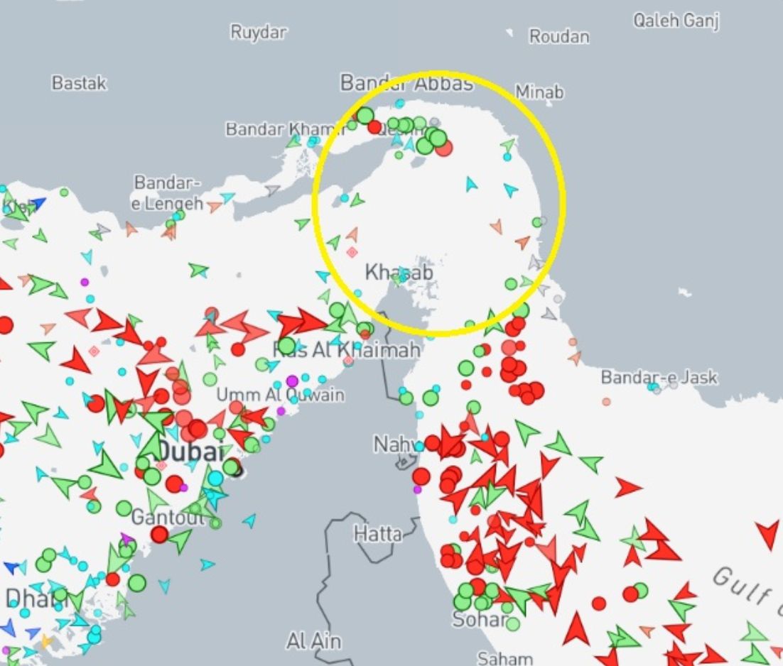 Eo biển Hormuz gần như tê liệt. Ảnh: Marine Traffic