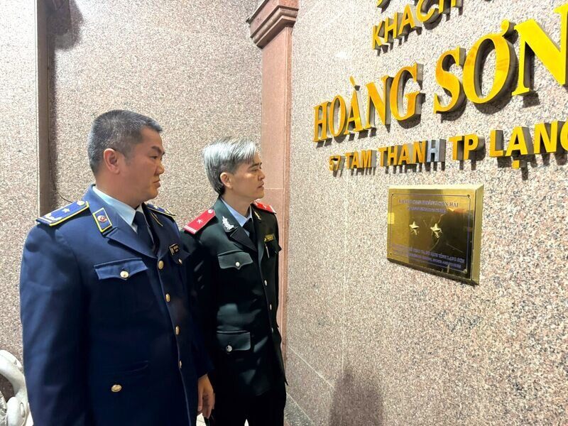 Khách sạn Hoàng Sơn Hải bị