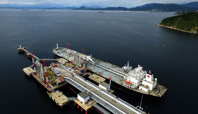 Eo biển Hormuz tê liệt, Đông Nam Á quay sang dầu Nga