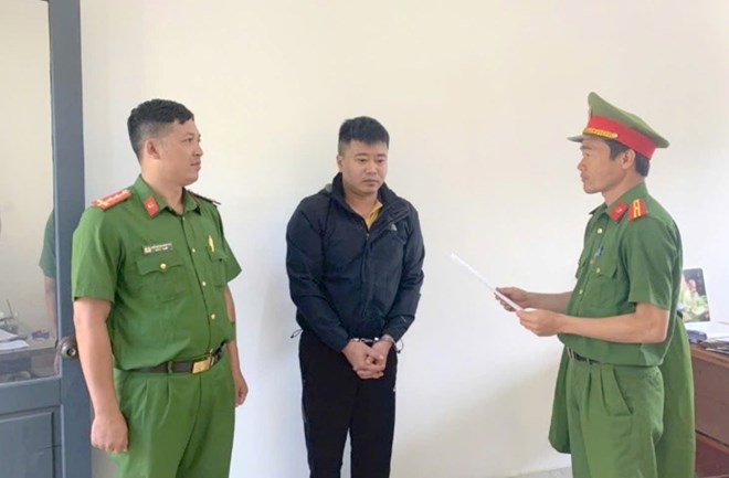 Bắt tạm giam nhân viên bất động sản lừa đảo gần nửa tỉ đồng của khách hàng