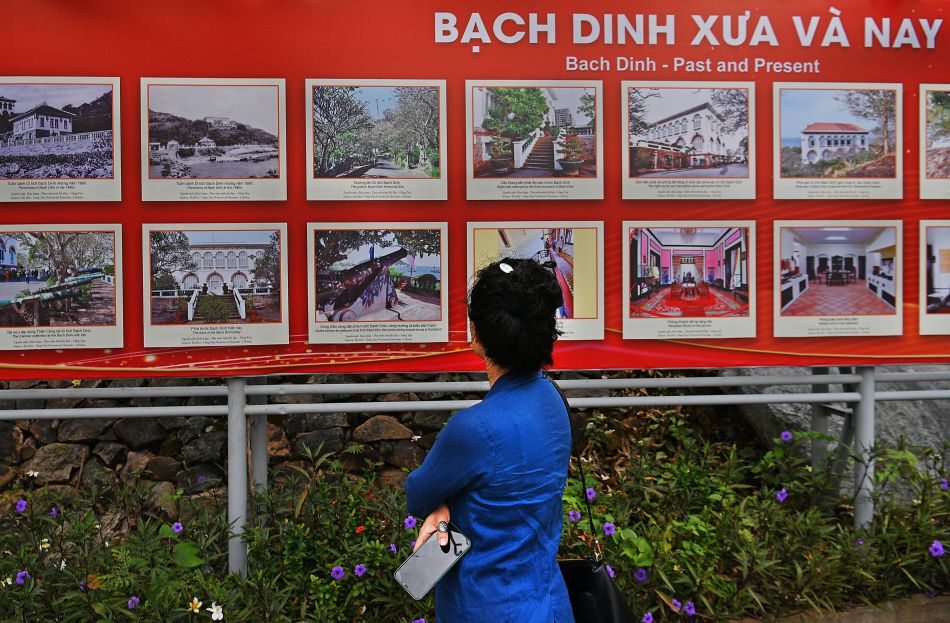 Hình ảnh Bạch Dinh xưa và nay. Ảnh: Việt Văn