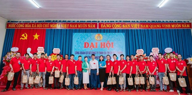 Nữ Chủ tịch Công đoàn ở Đắk Lắk giữ lửa gắn kết công nhân với doanh nghiệp