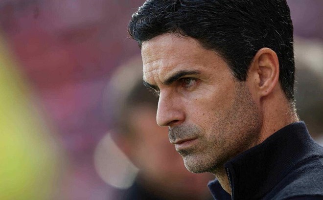 Mikel Arteta và các học trò đã tiến gần đến ngôi vương Premier League.  Ảnh: AFP