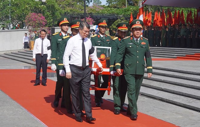 Thủ tướng Lê Minh Hưng dự lễ truy điệu, an táng hài cốt liệt sĩ tại Quảng Trị