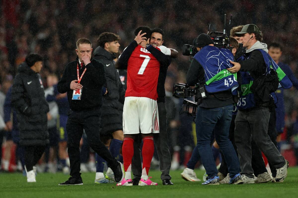 Cảm xúc như vỡ òa với Arsenal trong ngày hạ màn Premier League. Ảnh: AFP