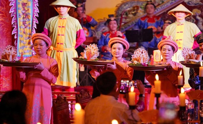 Huế đánh thức di sản đêm để giữ chân du khách