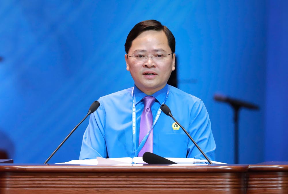 Đồng chí Nguyễn Anh Tuấn - Ủy viên Ban chấp hành Trung ương Đảng, Phó Chủ tịch Ủy ban Trung ương Mặt trận Tổ quốc Việt Nam, Bí thư Đảng ủy, Chủ tịch Tổng Liên đoàn Lao động Việt Nam khoá XIV, nhiệm kỳ 2026 – 2031 phát biểu gợi ý thảo luận. Ảnh: Hải Nguyễn