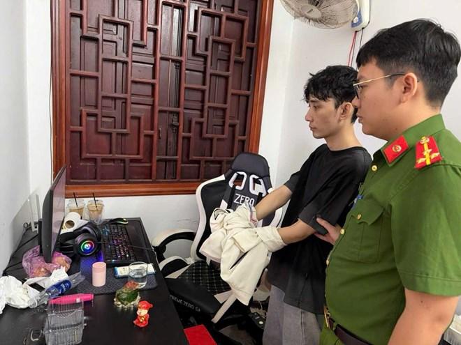 Triệt phá đường dây làm giả giấy tờ, tài liệu trên không gian mạng