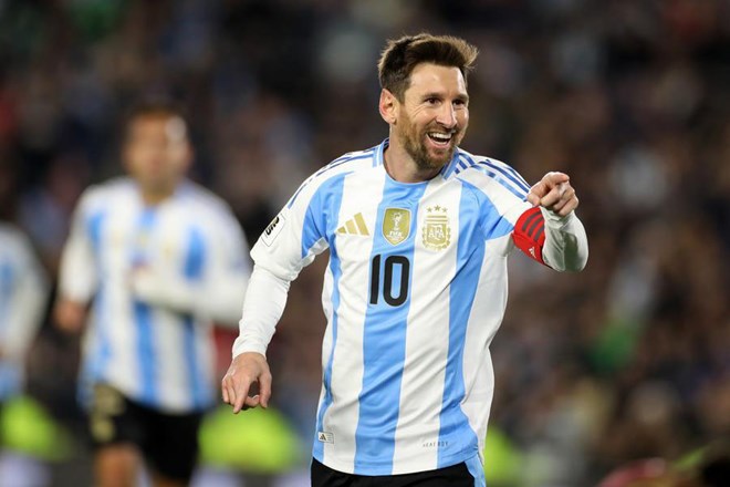 Messi trở thành chân sút vĩ đại nhất lịch sử World Cup