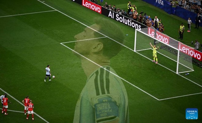 Cách Lionel Messi thực hiện những quả penalty