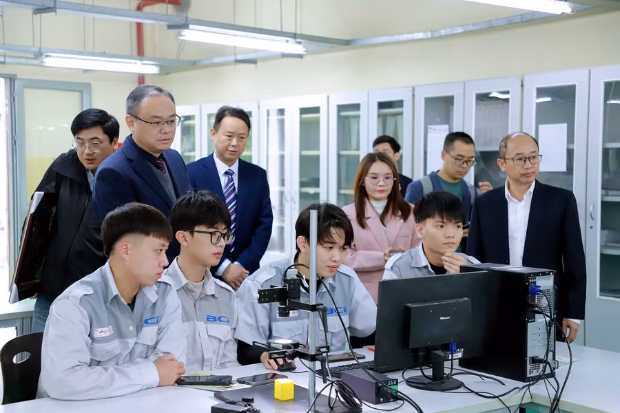 Một giờ học của sinh viên Trường Cao đẳng Công nghiệp Bắc Ninh. Ảnh NT. cd-2.png