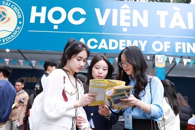 Nỗ lực đổi mới đào tạo, nâng cao chất lượng nguồn nhân lực